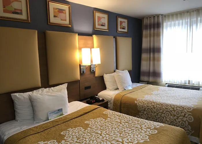 Family Hotel: Days Inn Brooklyn