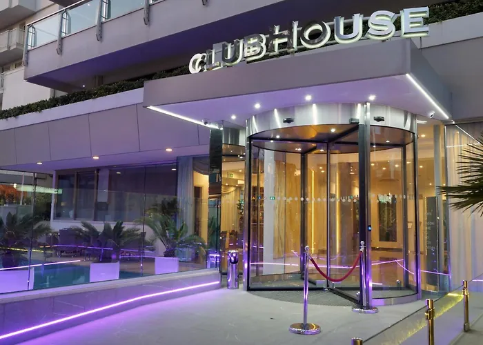 Hôtel de l'aéroport: Club House Hotel