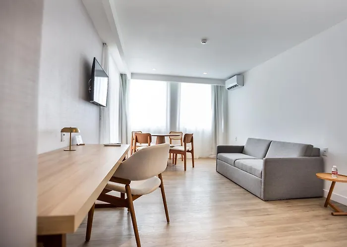 Airport Hotel: Sooz Hotel Collection