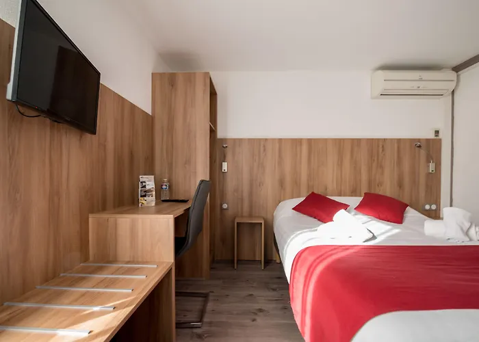 Perros hoteles Brit Plaisance A9/A61