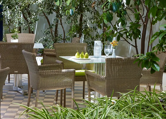 Cheap hotel: Atrion Hotel