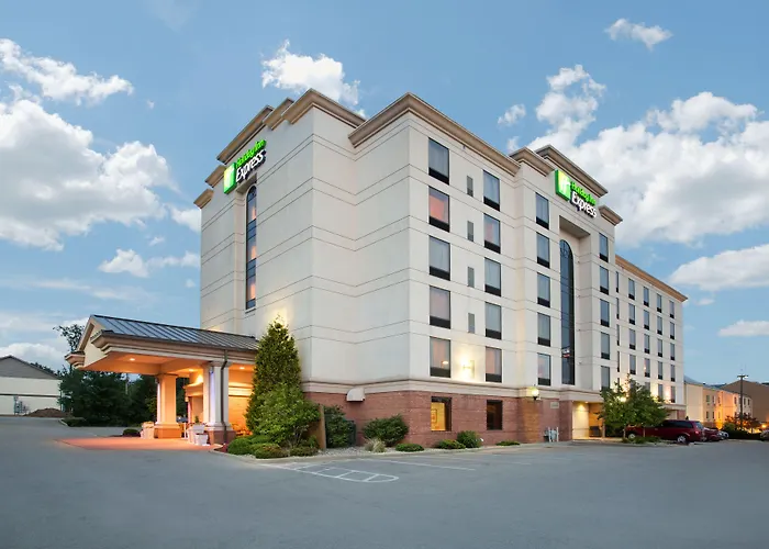 Casino hotel: Holiday Inn Express & Suites Bloomington By Ihg