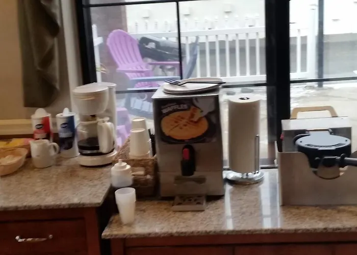 Colonie Inn And Suites
