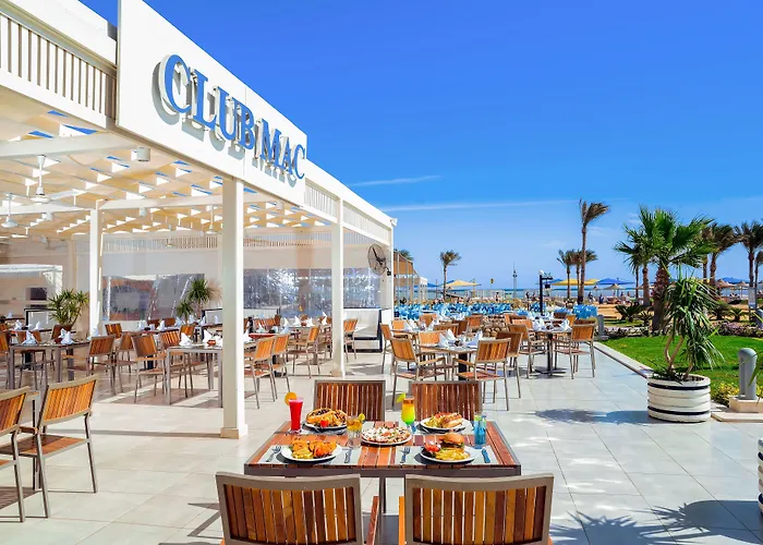 In Luxury hotels Pickalbatros Royal Moderna Sharm "Aqua Park"