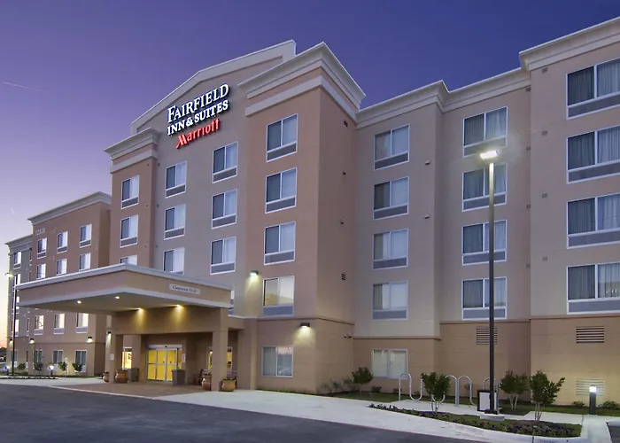 Fairfield Inn & Suites By Marriott Parmer Tech Ridge