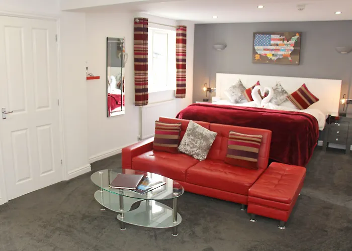 Luxury hotel only: St John'S Lodge Guest House Incl Off-Site Leisure Club