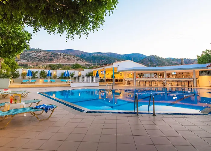 Family Hotel: Melissa Apartments, Studios & Suites
