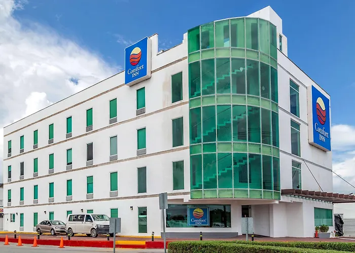 Comfort Inn Aeropuerto