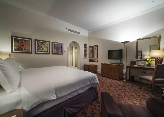 Officers Club & Hotel