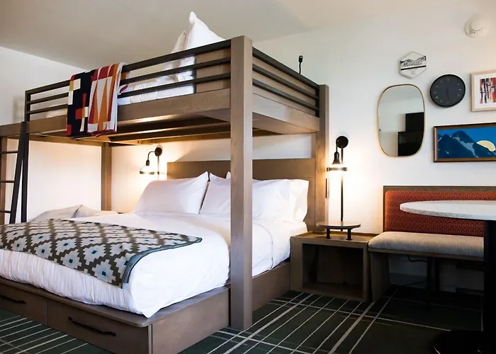 Pet Friendly hotel: Wildwood Snowmass