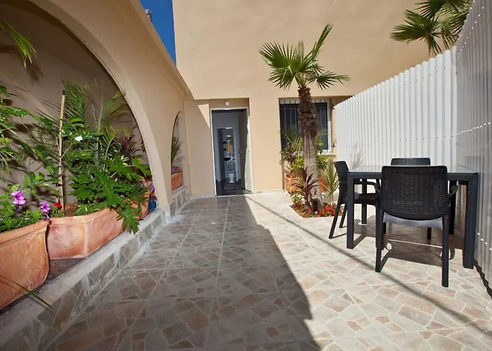 Apart hotel: Geula Suites By Raphael Hotels