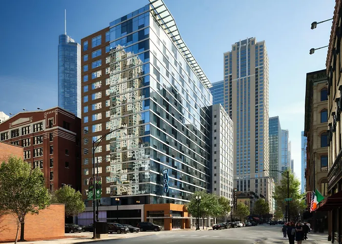 Romantic hotels Aloft Chicago Downtown River North