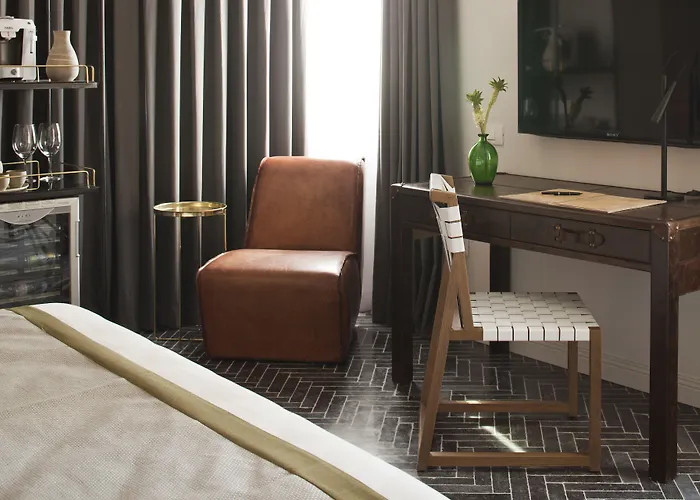 Luxury hotel only: The Rothschild Hotel - Tel Aviv'S Finest