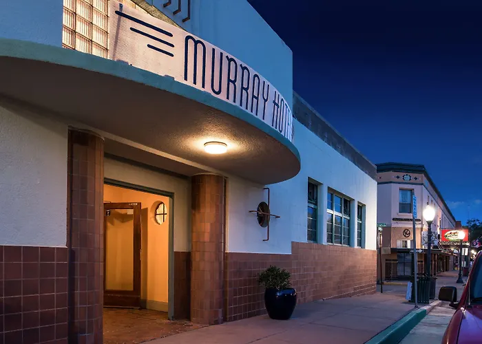 Family Hotel: The Murray Hotel