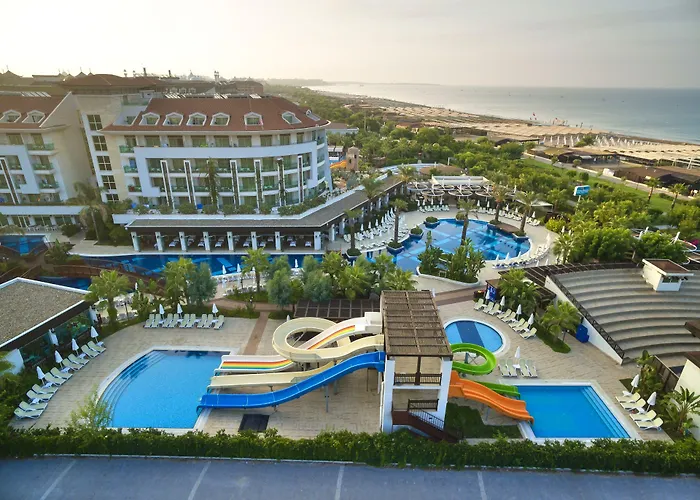 Sunis Evren Beach Resort & Spa