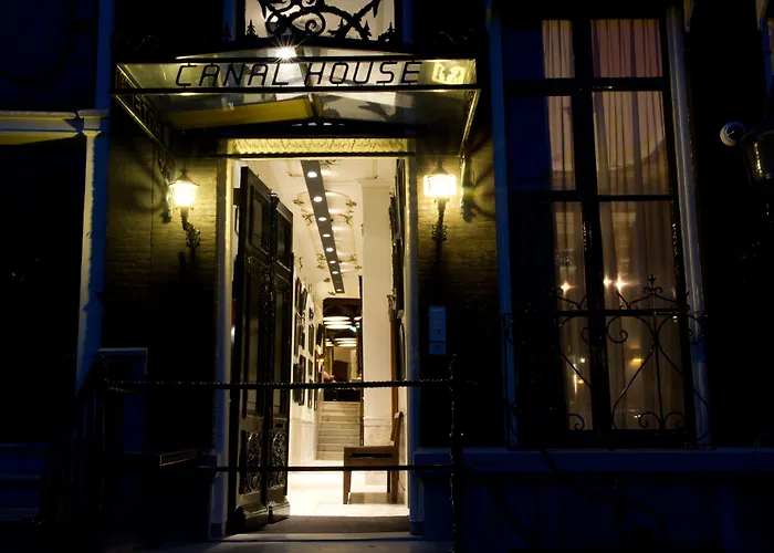  Canal House