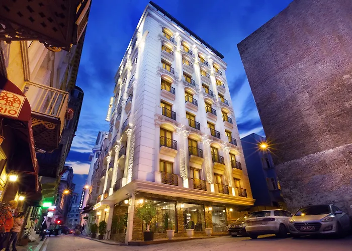 Taksim Pera Center