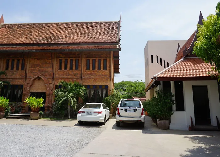 Ruean Thai