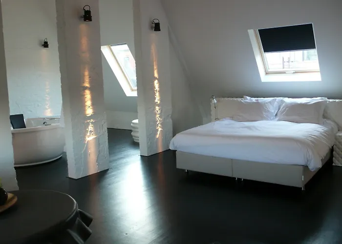 B&B Suites Feek