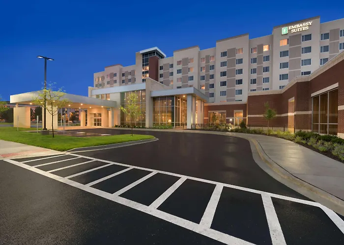 Embassy Suites By Hilton Chicago