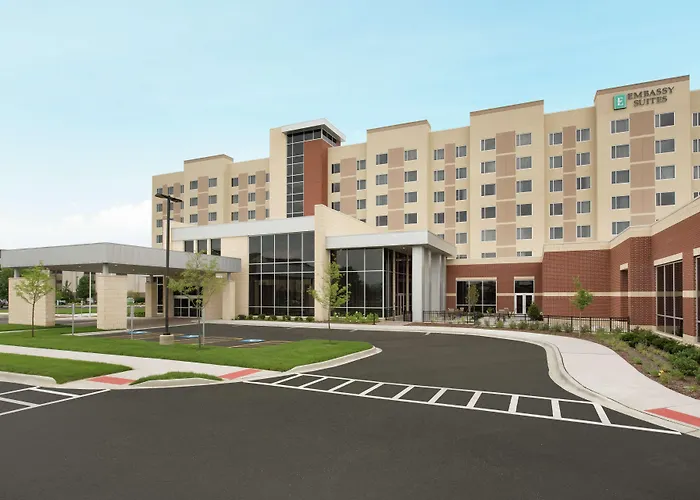 Embassy Suites By Hilton Chicago
