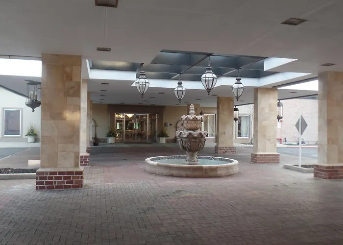 Hotel suites Drake Oak Brook, Autograph Collection