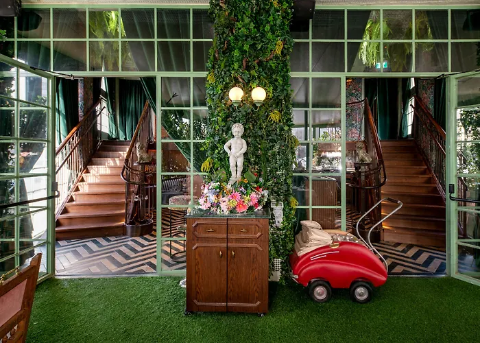 Play Seaport Suite Tlv