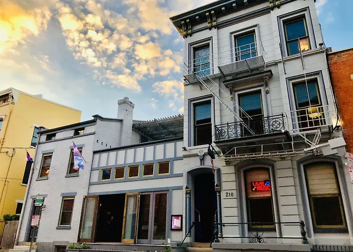 Symphony & Restaurant