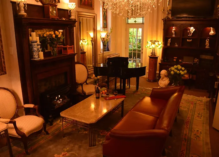 Manayunk Chambers Guest House