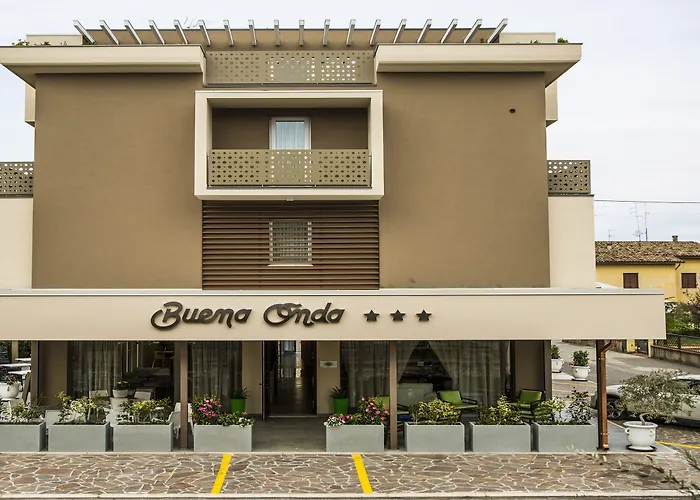 Hotel Buena Onda