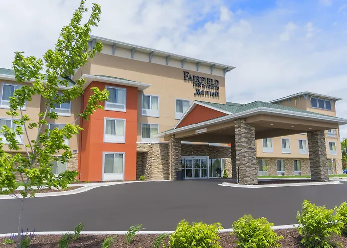 Hotels with tennis Fairfield Inn & Suites By Marriott Gaylord