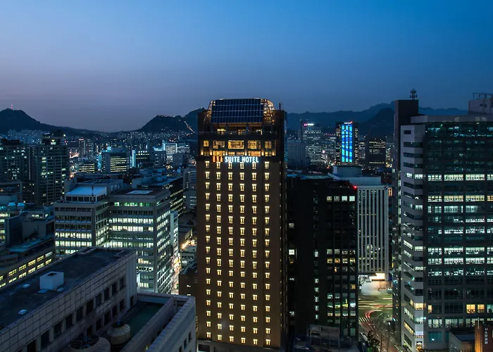 Central hotel: Ena Suite Hotel Namdaemun