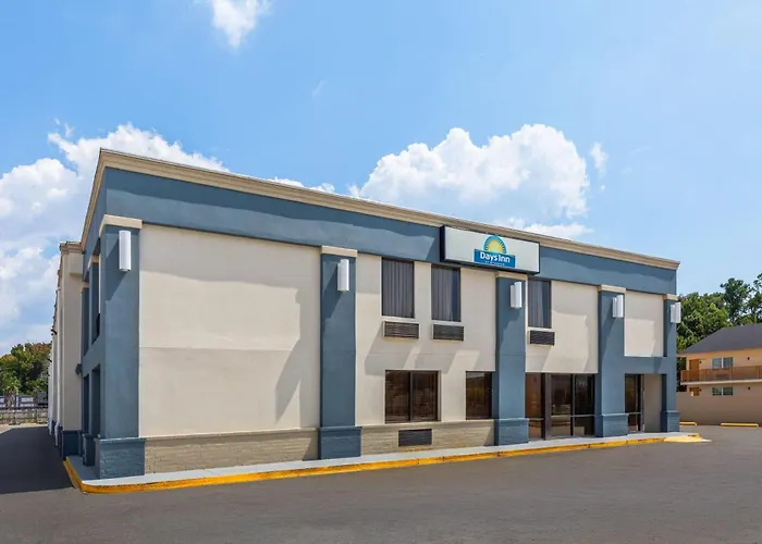 Family Hotel: Days Inn By Wyndham Slidell