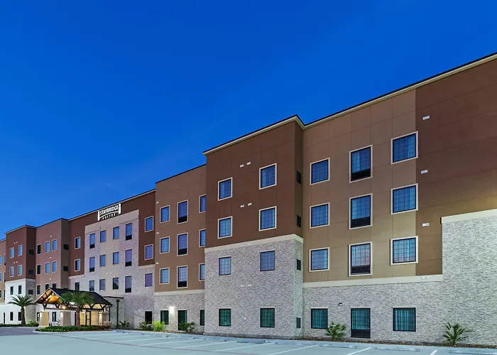 Pet Friendly hotel: Staybridge Suites - Houston Iah Airport East By Ihg