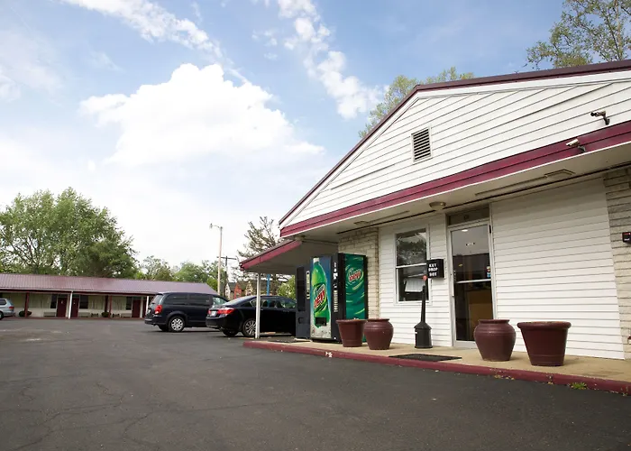 Motel: Highlander Motel