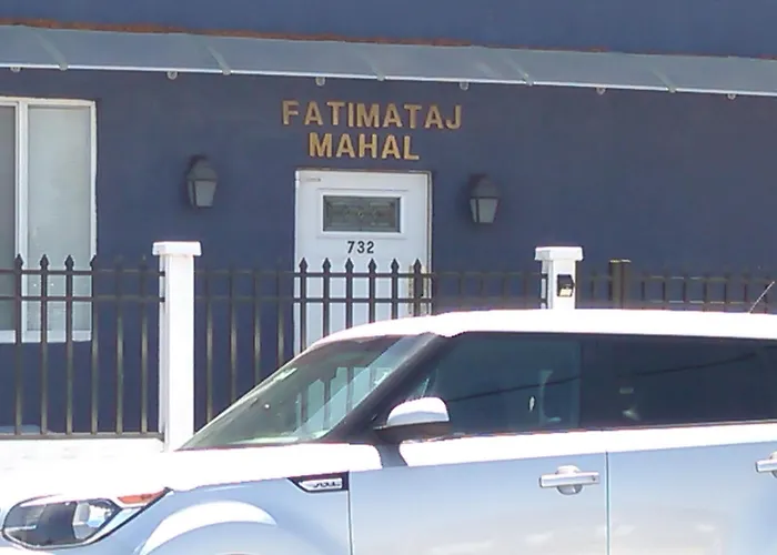 Guest house: Fatimataj Mahal
