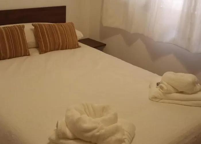 Caserío de Aljibillos 5 hab 8 camas 4 baños