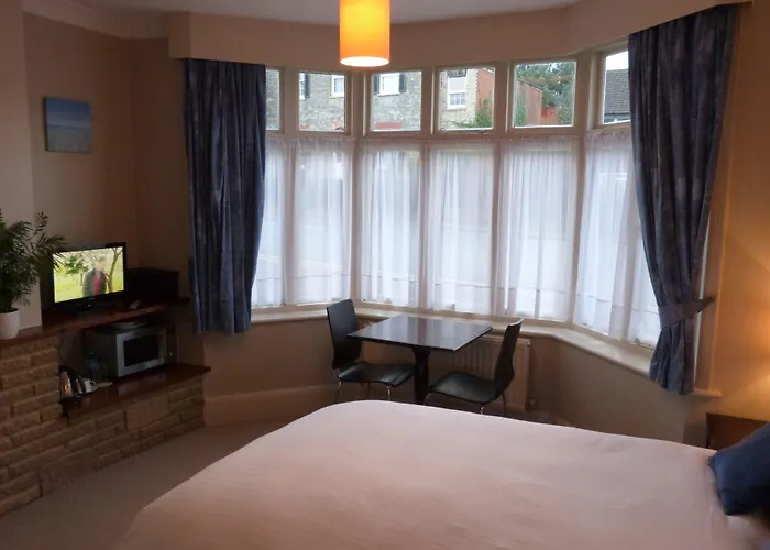 Central hotel: Amherst Guesthouse