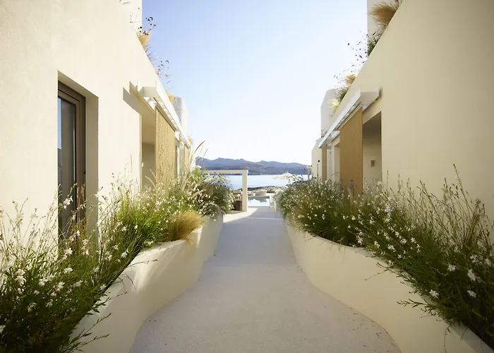 Jacuzzi hotel: White Pebble Suites