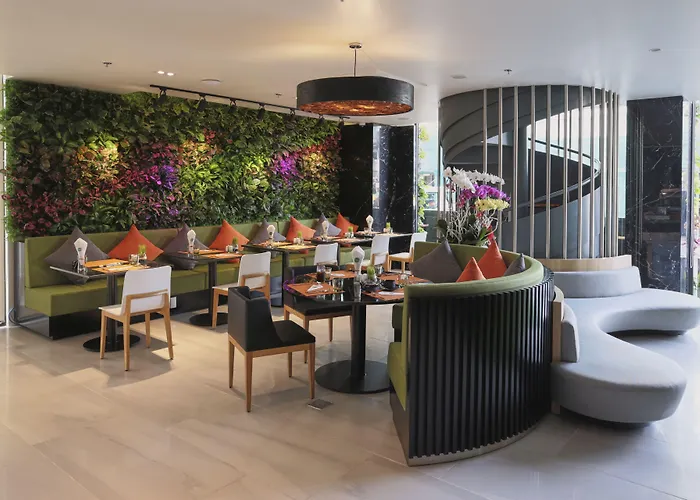 Central hotel: Zazz Urban Ho Chi Minh
