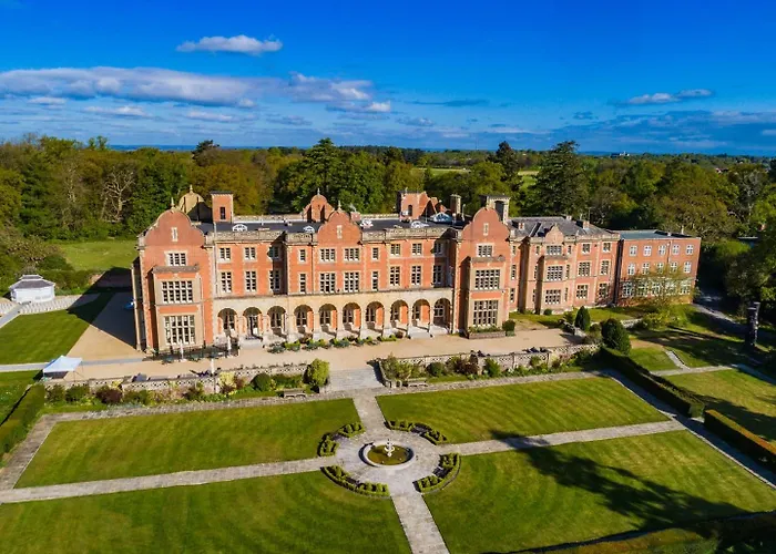  Easthampstead Park