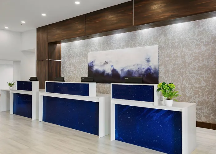 4 star hotel: Delta Hotels By Marriott Indianapolis Airport