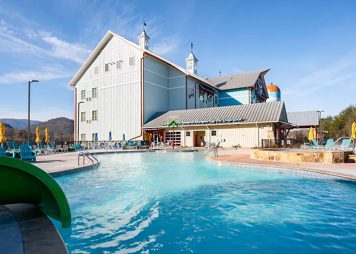 Cheap hotel: The Lodge At Camp Margaritaville