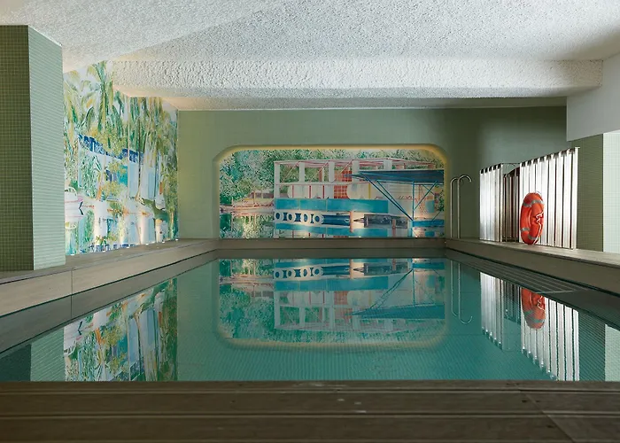 Luxury hotel only: Drawing House