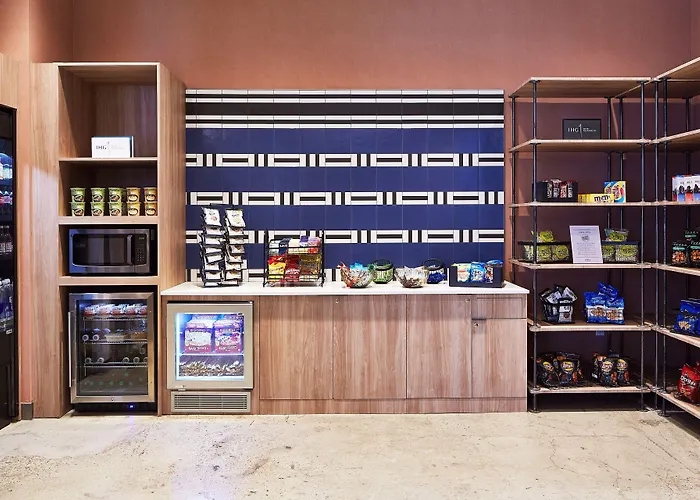 Central hotel: Hotel Indigo Nyc Financial District By Ihg