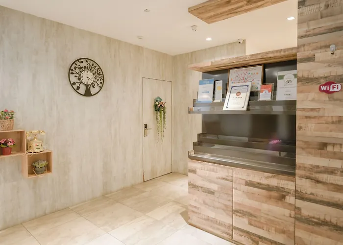 3 star hotels Champion