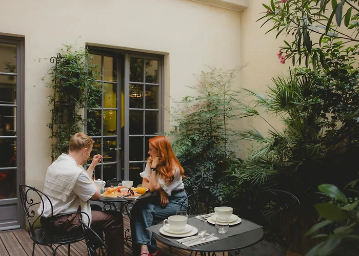 Hôtel 5 étoiles: Hotel Le petit Paris
