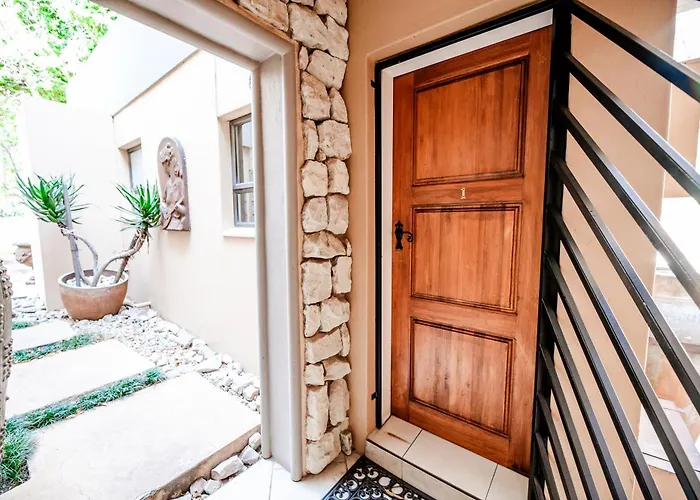 Pet Friendly hotel: Opikopi Guest House