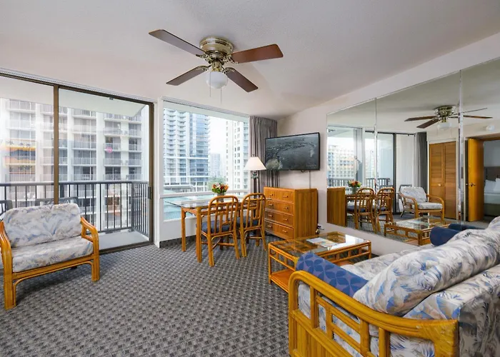 Hotel: The Imperial Hawaii Resort