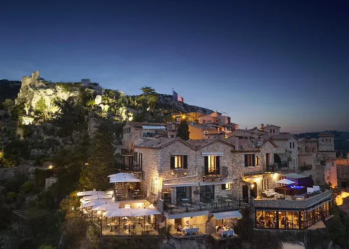 Pet Friendly hotel: Chateau Eza